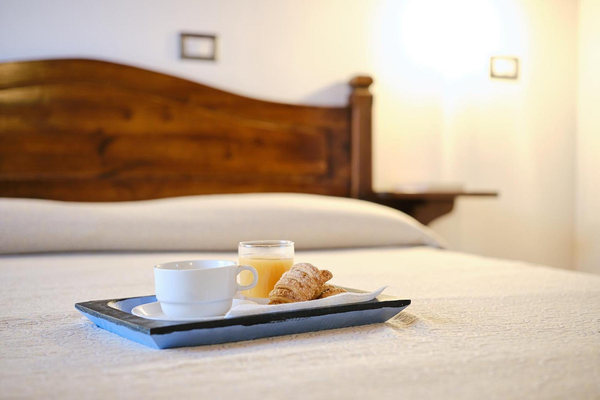 Albergo Della Posta Bracciano  Eksteriør billede